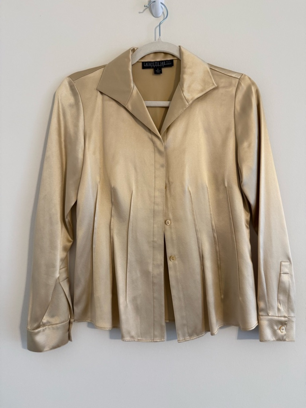 Lafayette 148 100% Silk Gold Pin tuck Pleated Tailored Blouse
